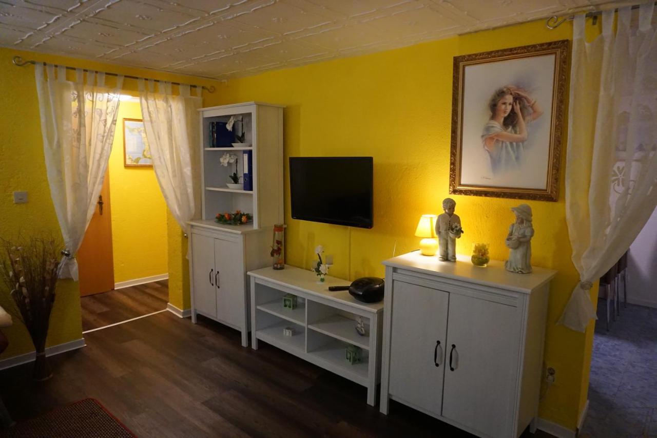 Haus Stricker Apartment Sagard Bagian luar foto