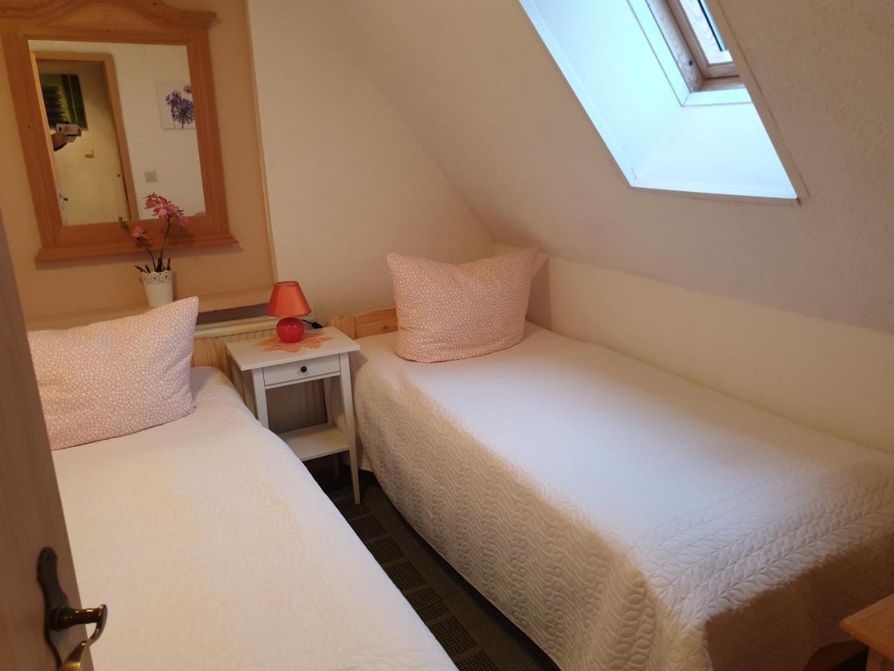 Haus Stricker Apartment Sagard Bagian luar foto